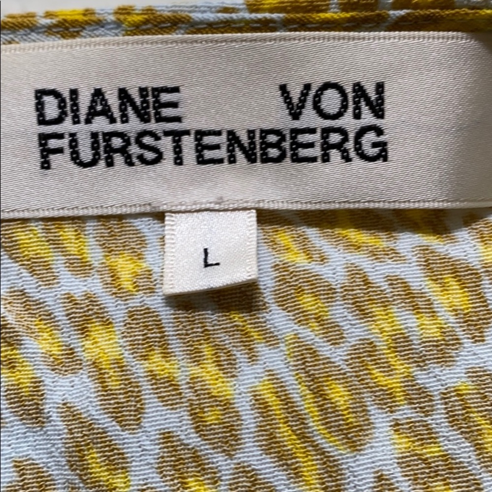 Diane Von Furstenberg Emilia crepe mini wrap dress